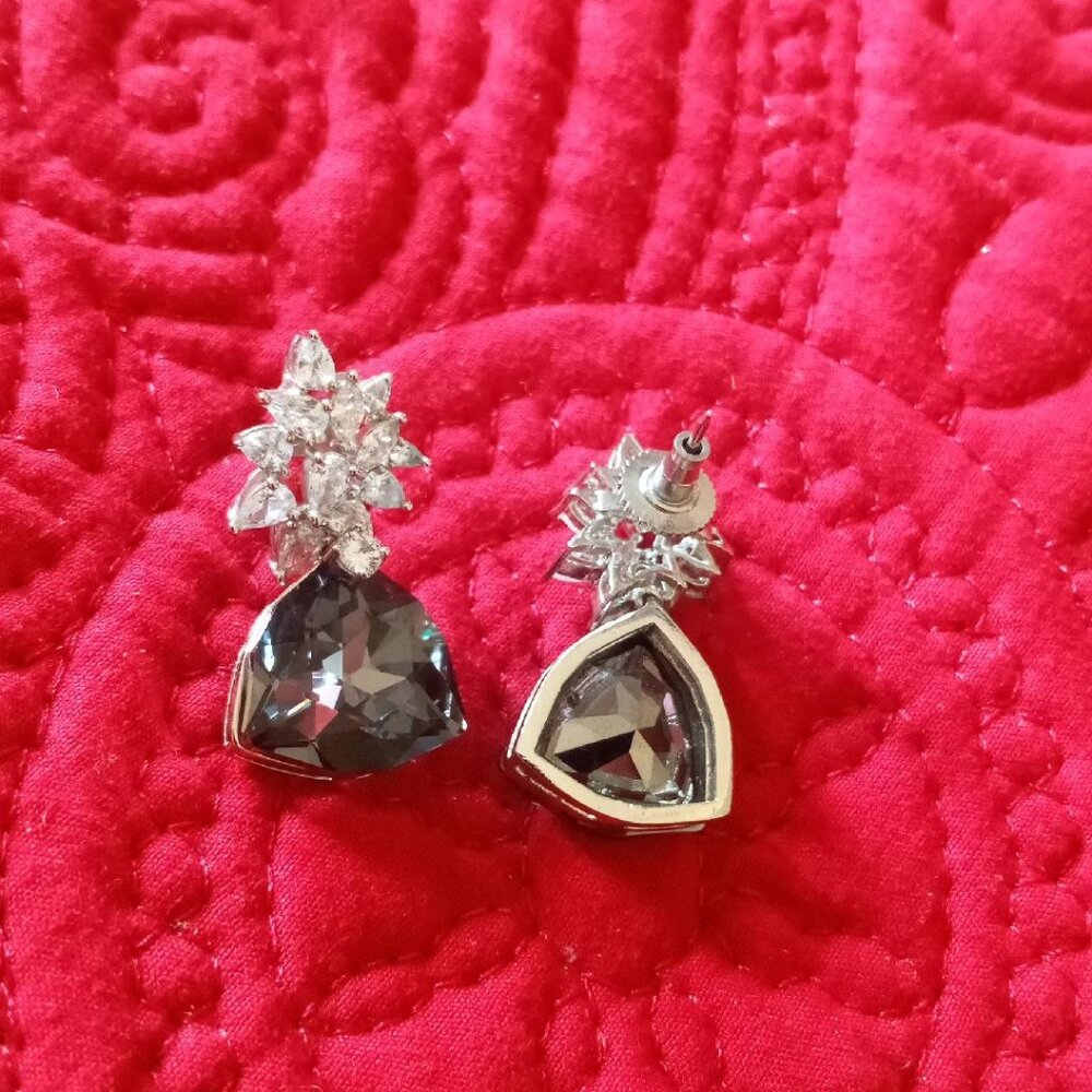 Swarovski Cystal & Dark Grey Earrings